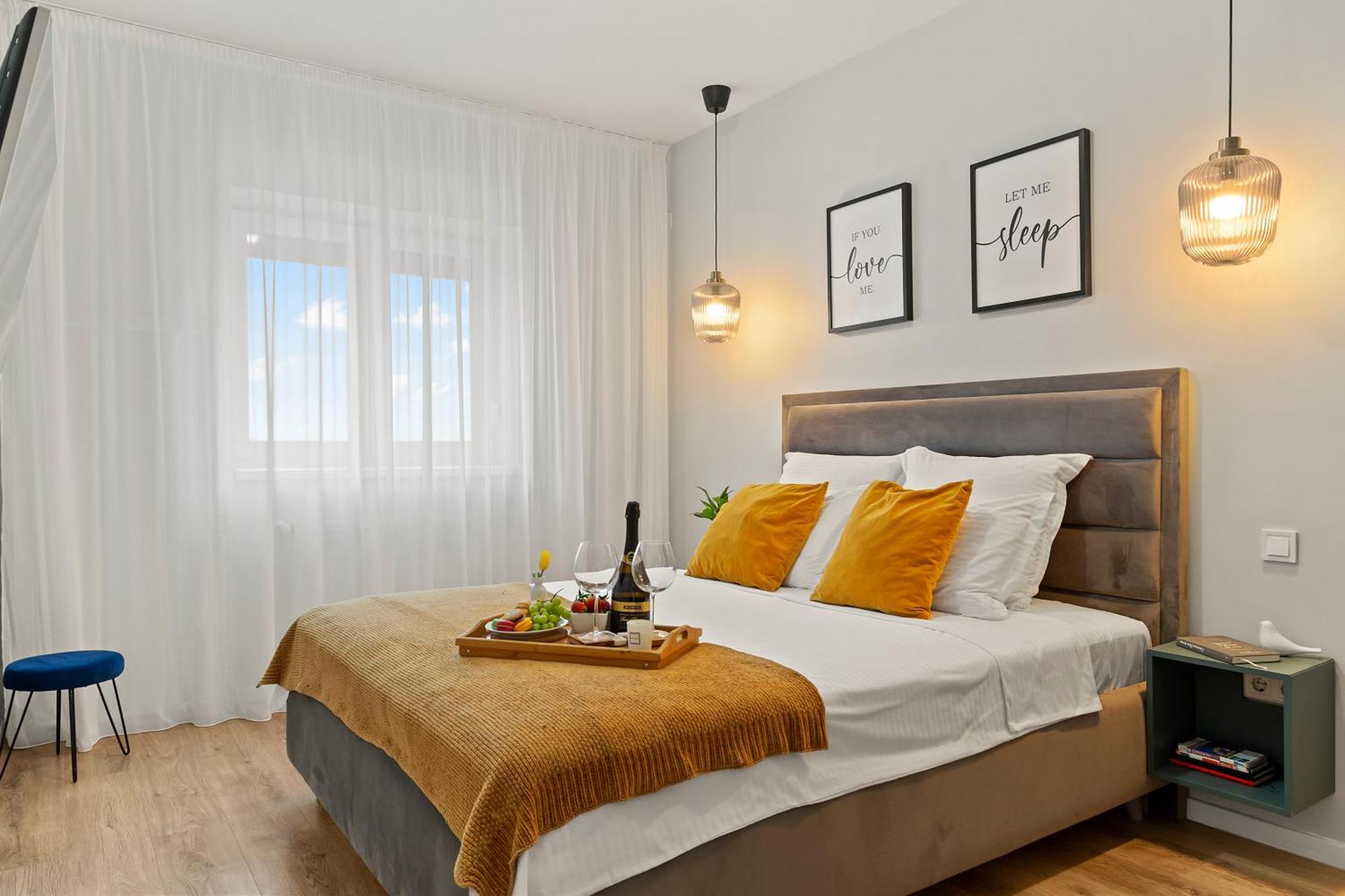 Mido Park Apartment With Private Parking & Self Check-In Boekarest Buitenkant foto